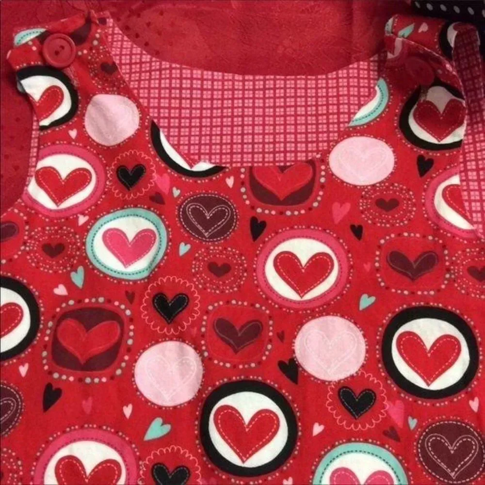 Handmade‎ Hearts Red Reversible handmade medium Girl dress